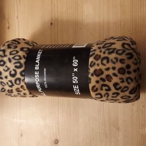 Fleece throw or travel blanket soft leopard animal print